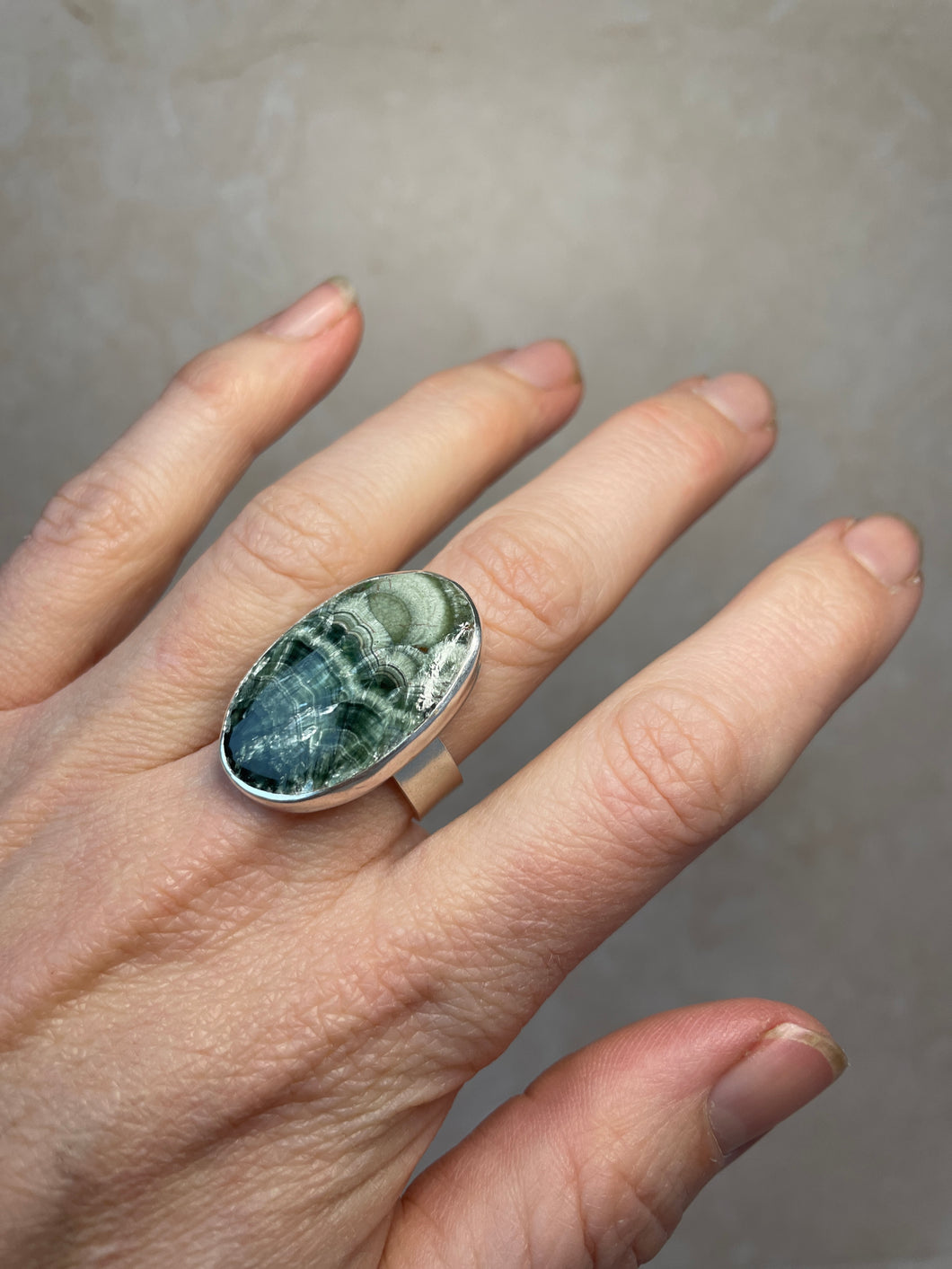 Featherstone Ring